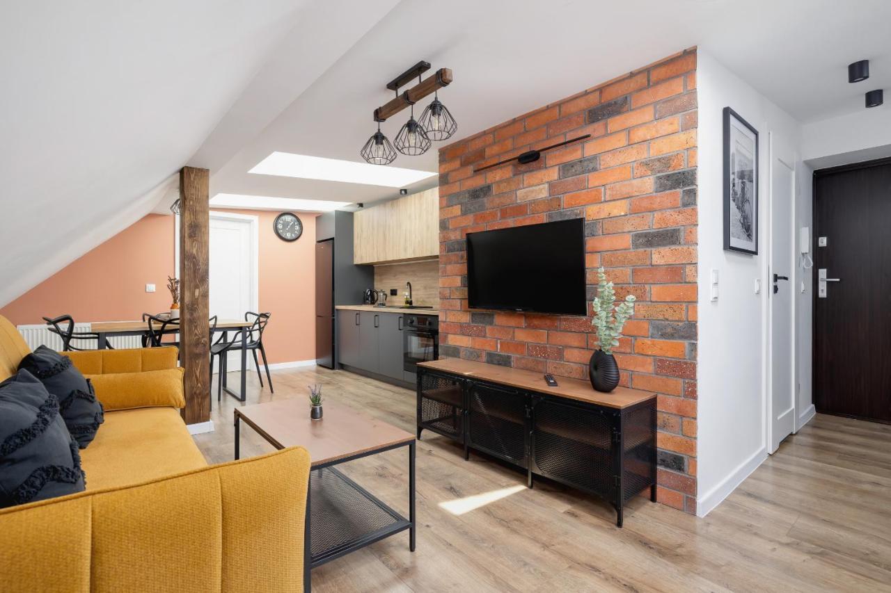 Cosy Apartments Kosciuszki Near The Main Train Station By Noclegi Renters Katowice Ngoại thất bức ảnh