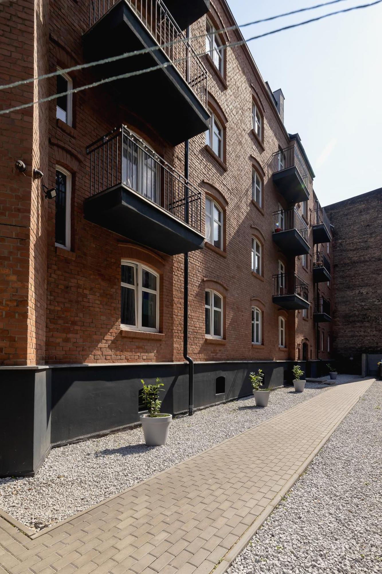 Cosy Apartments Kosciuszki Near The Main Train Station By Noclegi Renters Katowice Ngoại thất bức ảnh