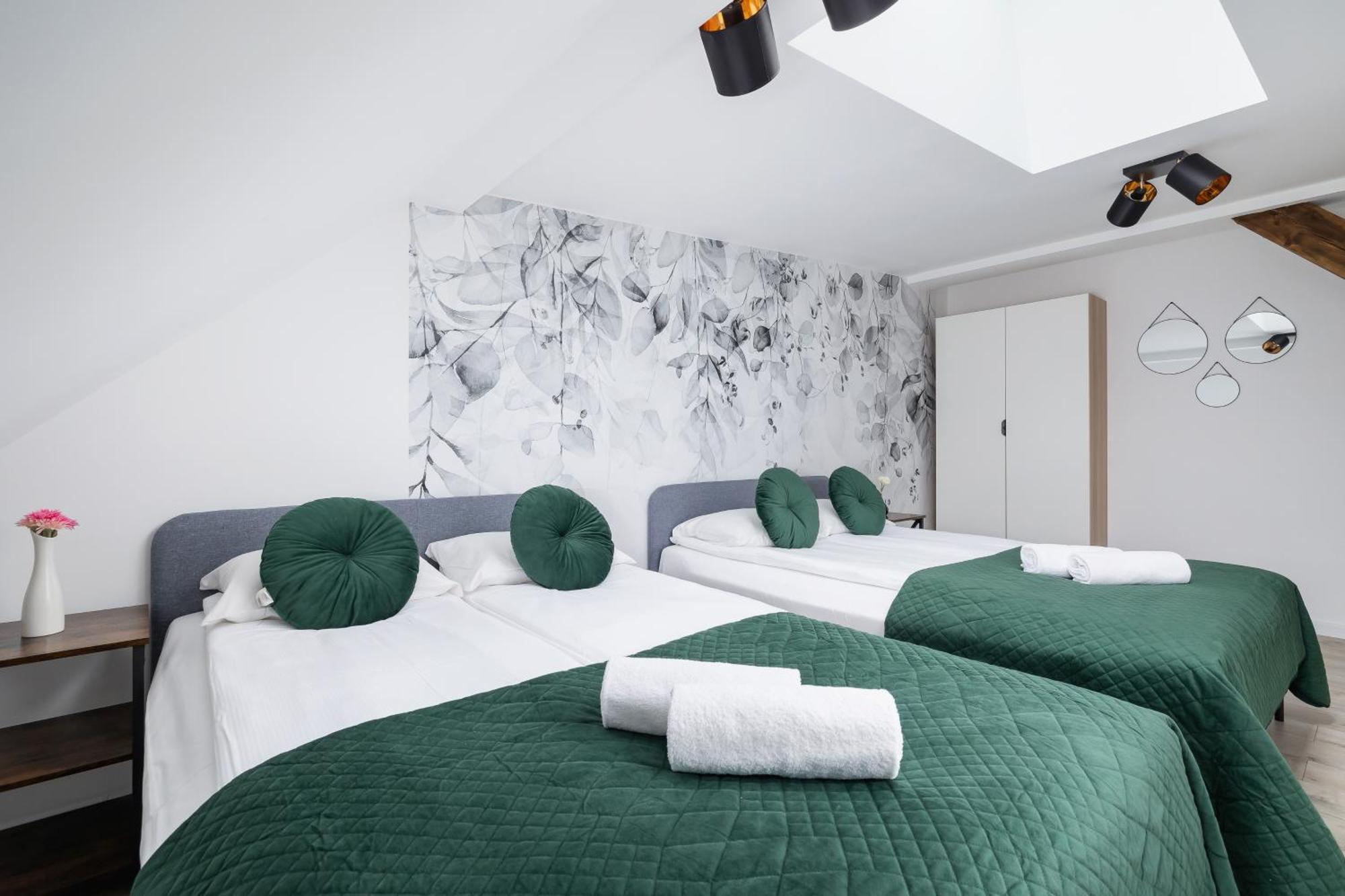 Cosy Apartments Kosciuszki Near The Main Train Station By Noclegi Renters Katowice Ngoại thất bức ảnh